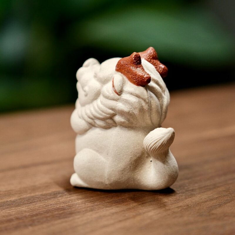 Handmade White Duanni Praying White Dragon Tea Pet