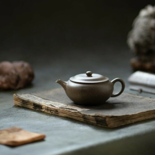 Half Handmade Qing Hui Duanni Bo Pot 160ml Yixing Teapot (2) half-handmade-qing-hui-duanni-bo-pot-160ml-yixing-teapot-2