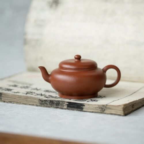 Half Handmade Zhuni Bian Deng 120ml Yixing Teapot (9) half-handmade-zhuni-bian-deng-120ml-yixing-teapot-9