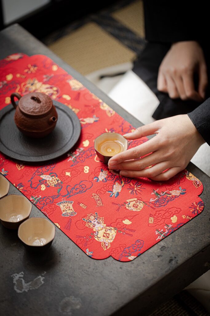 dragon year tea mat