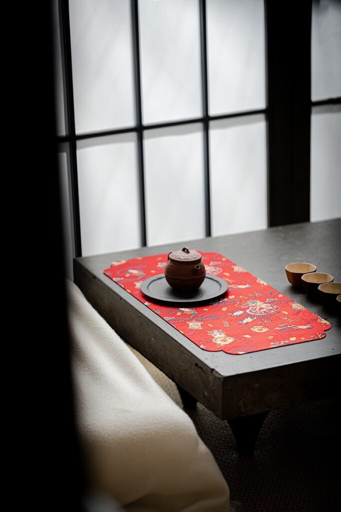 dragon year tea mat