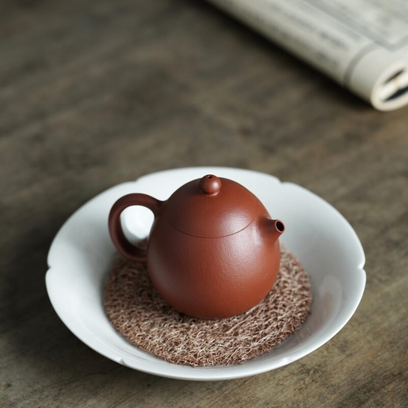 xr:d:DAF_YY-6m_M:4,j:4989284018795473651,t:24031309 Fully Handmade Zhuni Long Dan 100ml Yixing Teapot