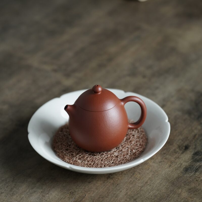 xr:d:DAF_YY-6m_M:4,j:4989284018795473651,t:24031309 Fully Handmade Zhuni Long Dan 100ml Yixing Teapot