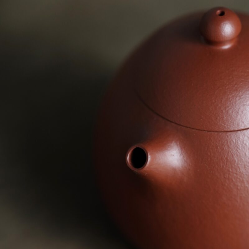 xr:d:DAF_YY-6m_M:4,j:4989284018795473651,t:24031309 Fully Handmade Zhuni Long Dan 100ml Yixing Teapot
