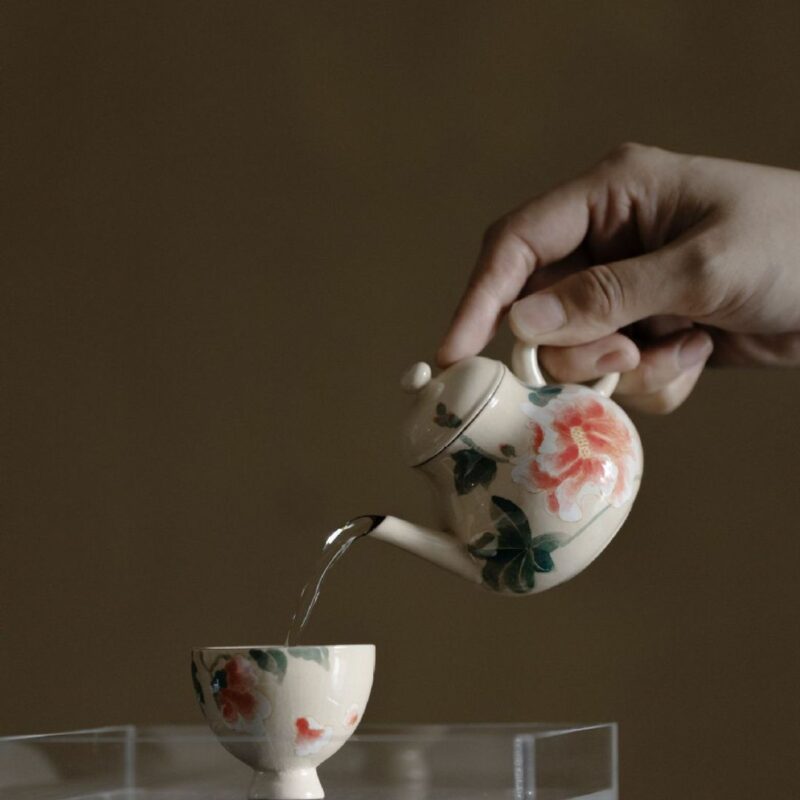 5 Wucai Underglaze decoration Ceramic Peony 130ml Teapot