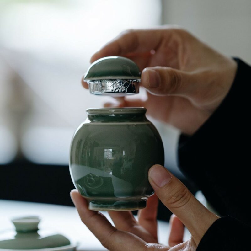 591-8 Yue Ware Ceramic Celadon Glaze 12 Piece Tea Set