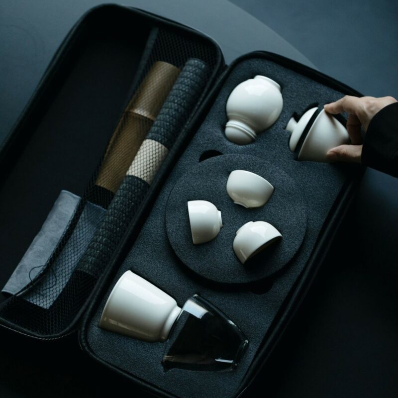 Elegant White Porcelain 12 Piece Chinese Tea Set