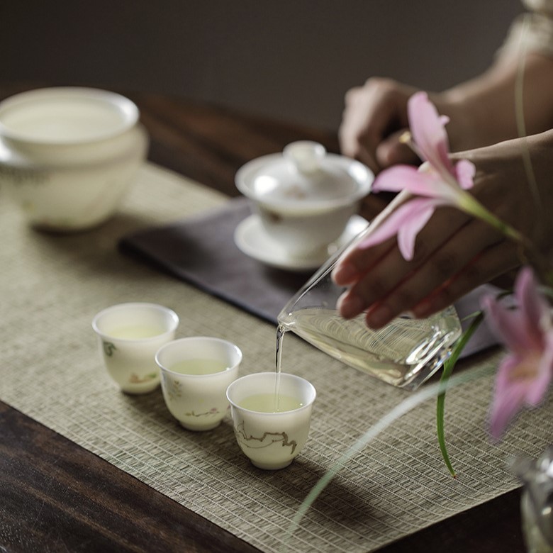 Hand painted White Porcelain 11 Piece Gong Fu Tea Set
