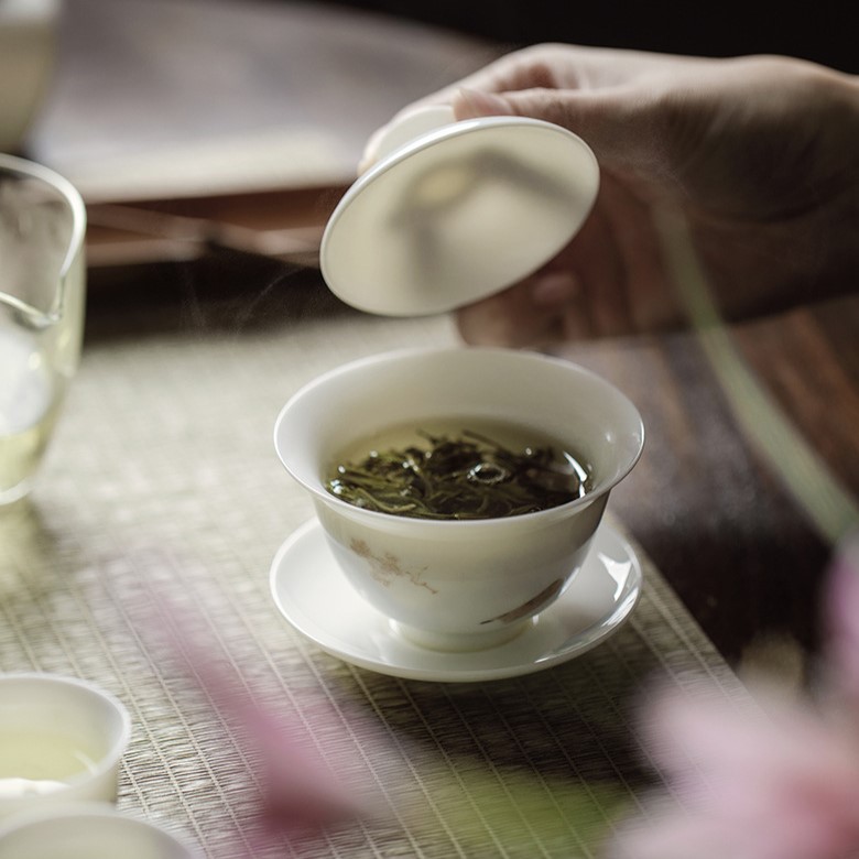 Hand painted White Porcelain 11 Piece Gong Fu Tea Set