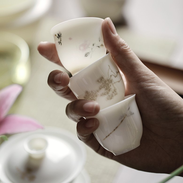 Hand painted White Porcelain 11 Piece Gong Fu Tea Set