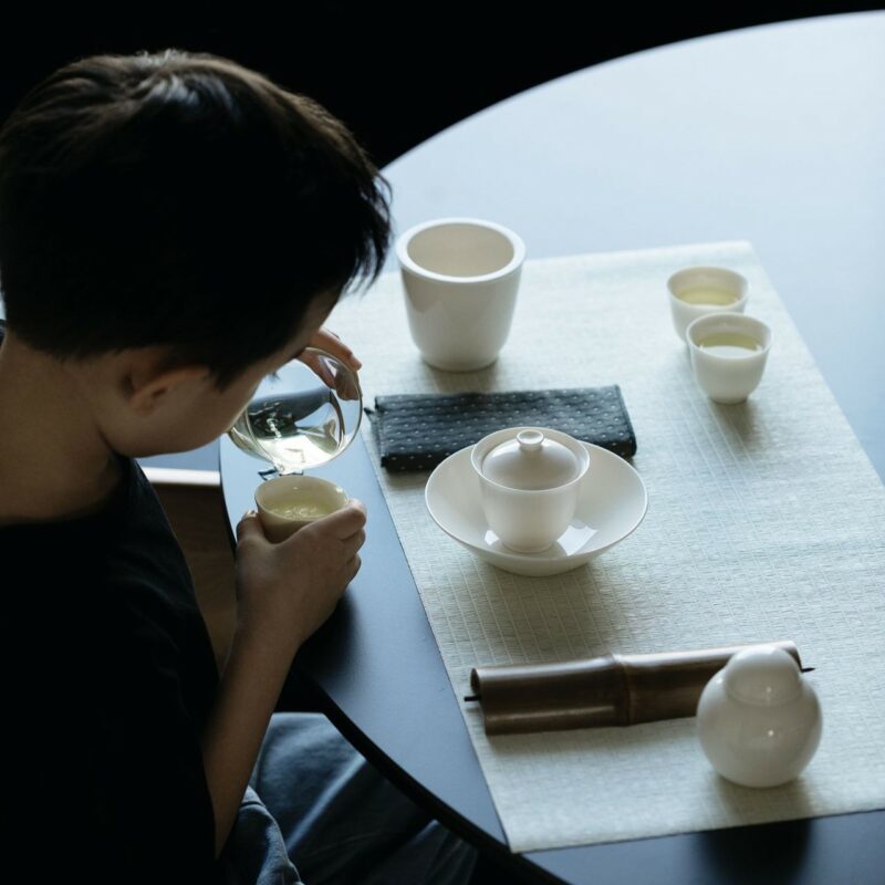 594-5 Elegant White Porcelain 12 Piece Gong Fu Tea Set