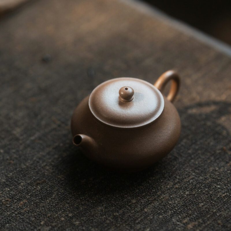 Aged Duanni Xu Bian 130ml Yixing Teapot