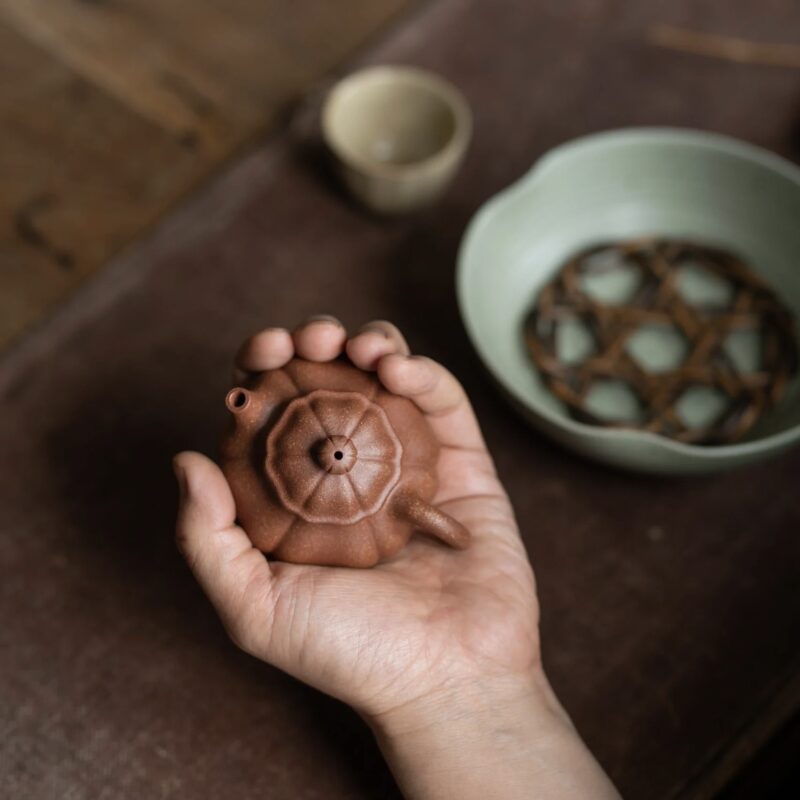 Jiang Po Ni Ribbed Rong Tian 100ml Yixing Teapot