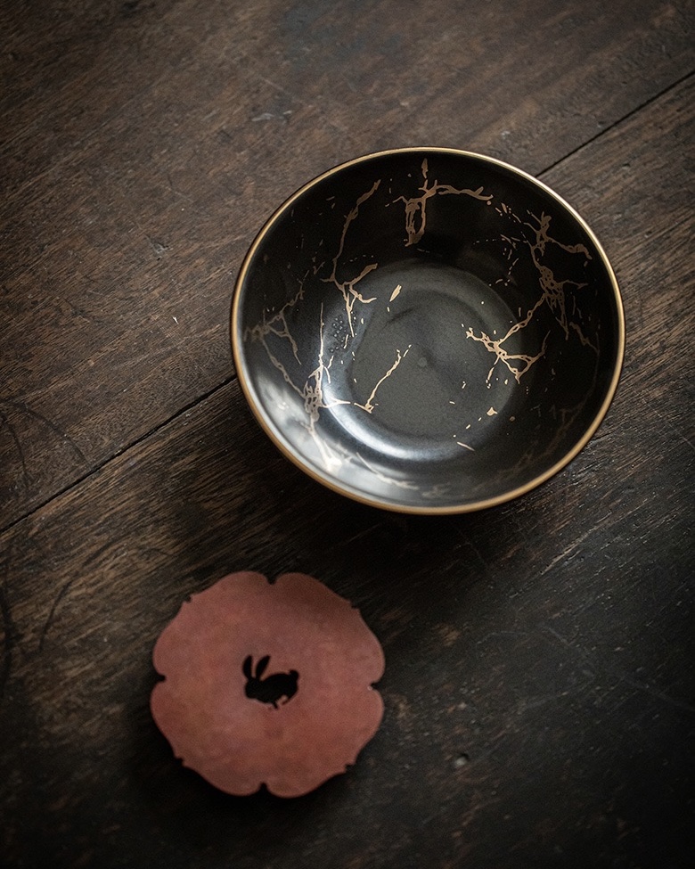 629-3 Vintage Ceramic Black Glaze Tea Boat With Copper Stand