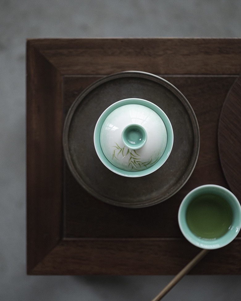 Emerald Green Ceramic Swallows and Willows 125ml Gaiwan