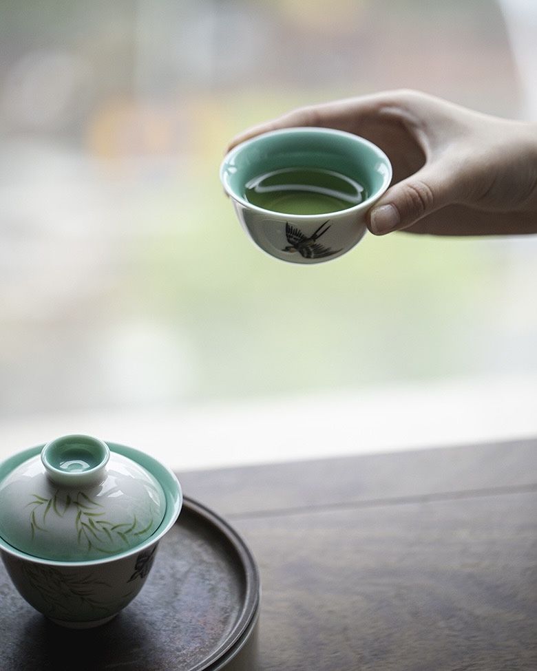 636-3 Emerald Green Ceramic Swallows and Willows 60ml Host Tea Cup