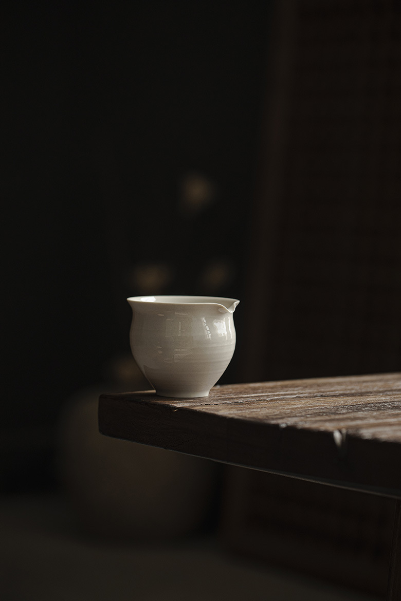 652-2 Grey Glaze Ceramic Vintage Fair Cup Gong Dao Bei