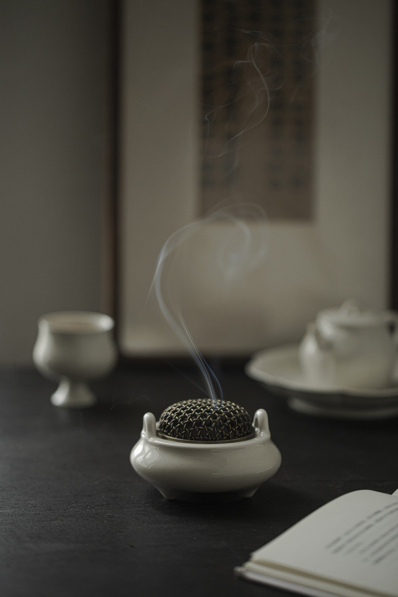 656-2 Grey Glaze Ceramic Vintage Incense Burner