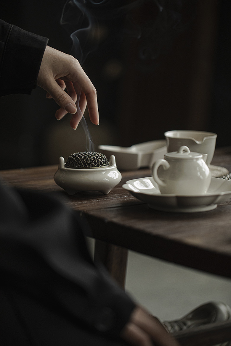 656-6 Grey Glaze Ceramic Vintage Incense Burner