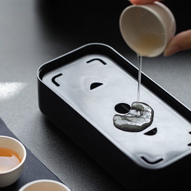 xr:d:DAF_YADVSvY:6,j:9077426576716577555,t:24031308 Portable Ceramic Tea Gentleman Tea Set