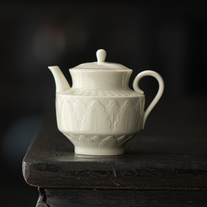 Ding-Ware-Ceramic-Banana-Leaves-200ml-Teapot-6 Ding Ware Ceramic Banana Leaves 200ml Teapot