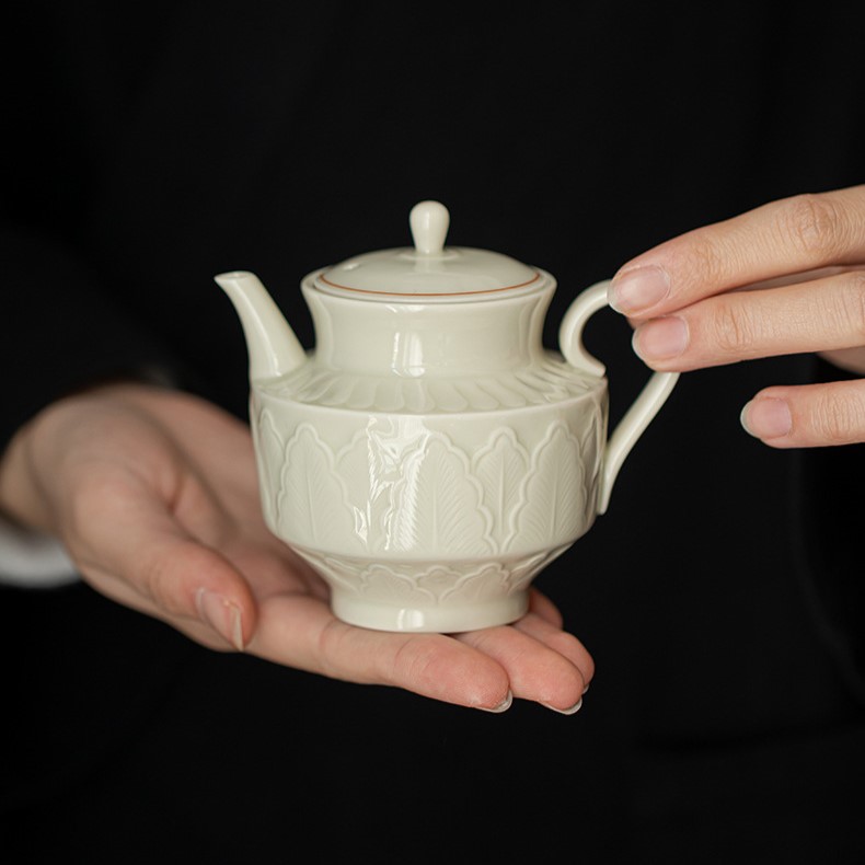 Ding-Ware-Ceramic-Banana-Leaves-200ml-Teapot-8 Ding Ware Ceramic Banana Leaves 200ml Teapot