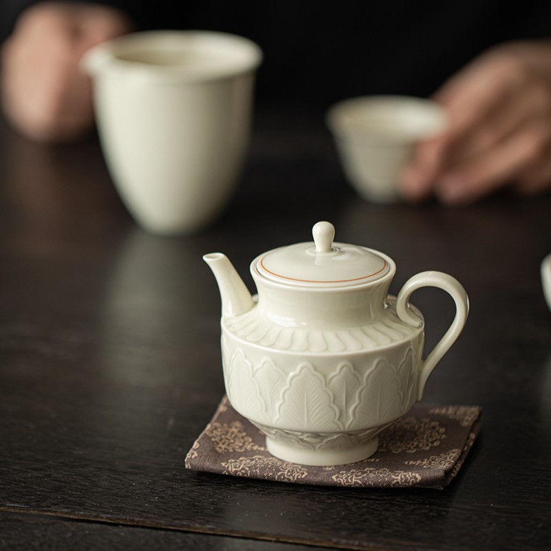 Ding-Ware-Ceramic-Banana-Leaves-200ml-Teapot-9 Ding Ware Ceramic Banana Leaves 200ml Teapot