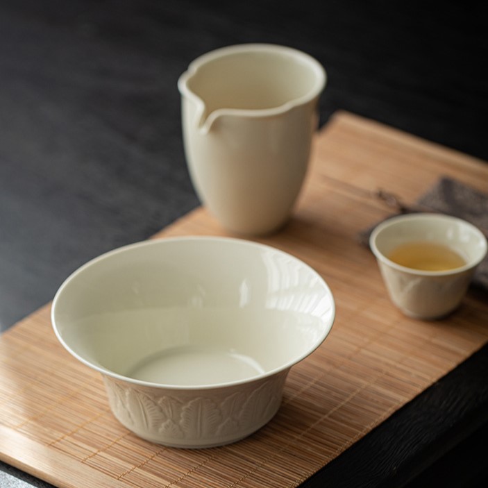Ding-Ware-Ceramic-Banana-Leaves-300ml-Tea-Boat-5 Ding Ware Ceramic Banana Leaves 300ml Tea Boat