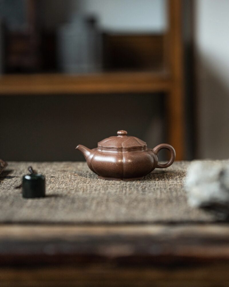 Fully Handmade Zini Wo Long Ju Shi 150ml Yixing Teapot