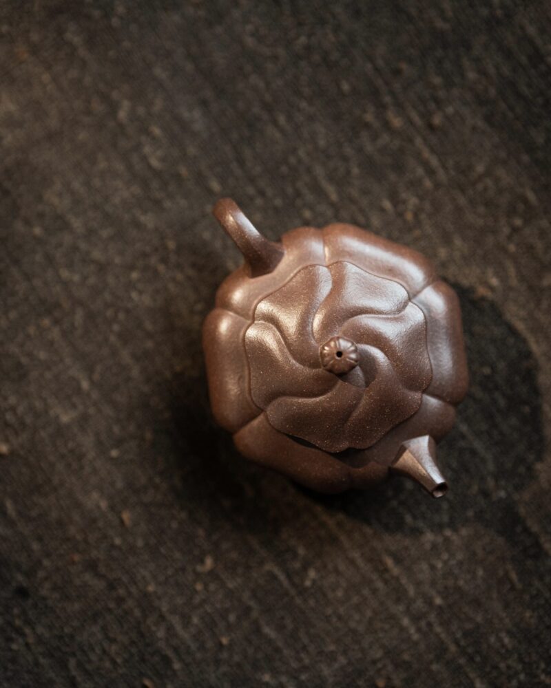 Fully Handmade Zini Wo Long Ju Shi 150ml Yixing Teapot