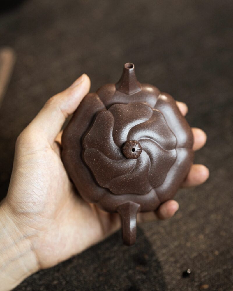 Fully Handmade Zini Wo Long Ju Shi 150ml Yixing Teapot