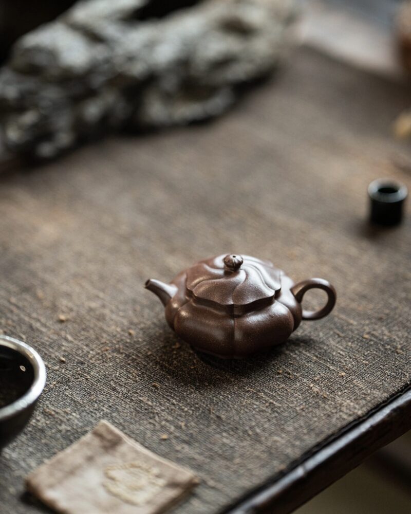 Fully Handmade Zini Wo Long Ju Shi 150ml Yixing Teapot