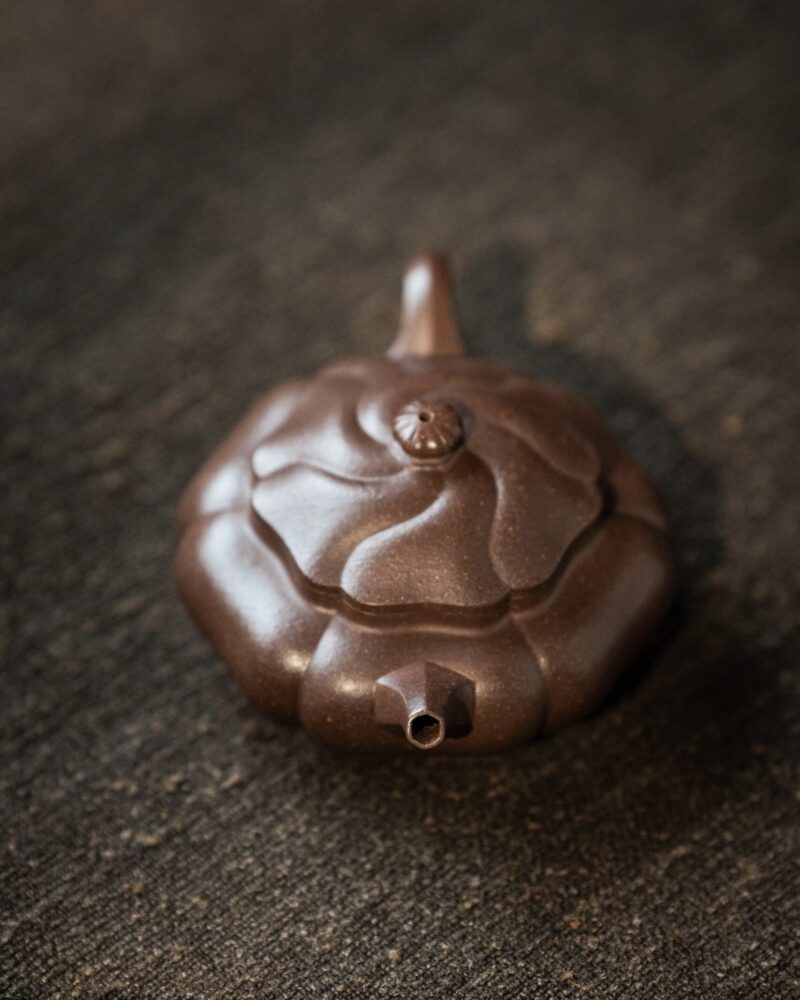 Fully Handmade Zini Wo Long Ju Shi 150ml Yixing Teapot