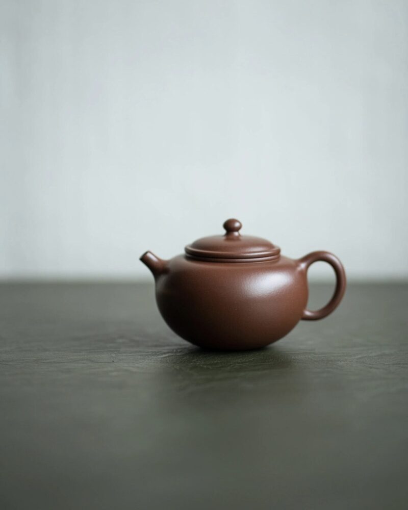 Aged Zini Gong Zhu 160ml Yixing Teapot