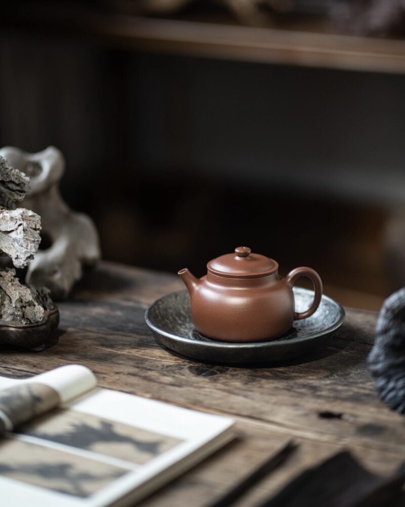Aged Zini Tang’s De Zhong 170ml Yixing Teapot