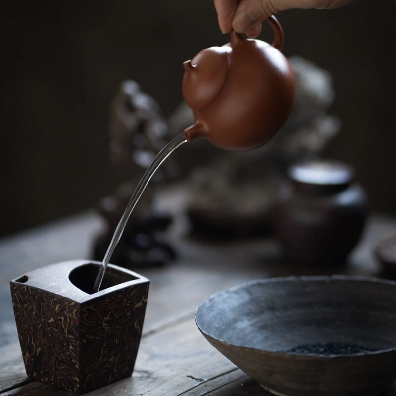 Xiao Hong Ni Qie Gua 130ml Yixing Teapot