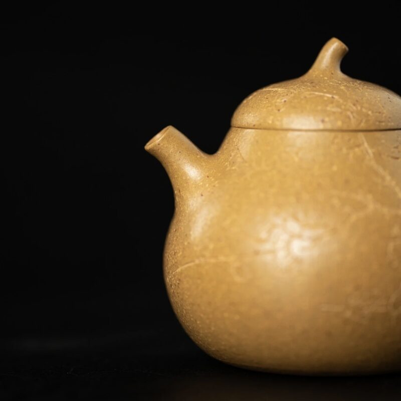 Golden Duanni Eggplant 140ml Yixing Teapot