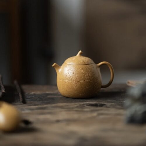 Half-HandmadeCarved-Decoration-Golden-Duanni-Golden-Melon-140ml-Yixing-Teapot-1 Golden Duanni Golden Melon 140ml Yixing Teapot