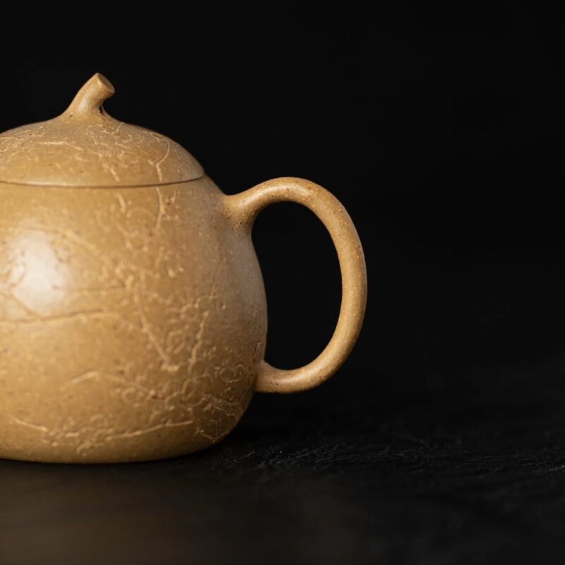 Golden Duanni Golden Melon 140ml Yixing Teapot