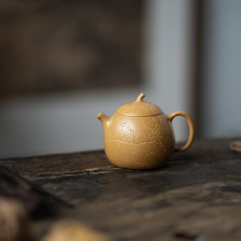 Golden Duanni Golden Melon 140ml Yixing Teapot