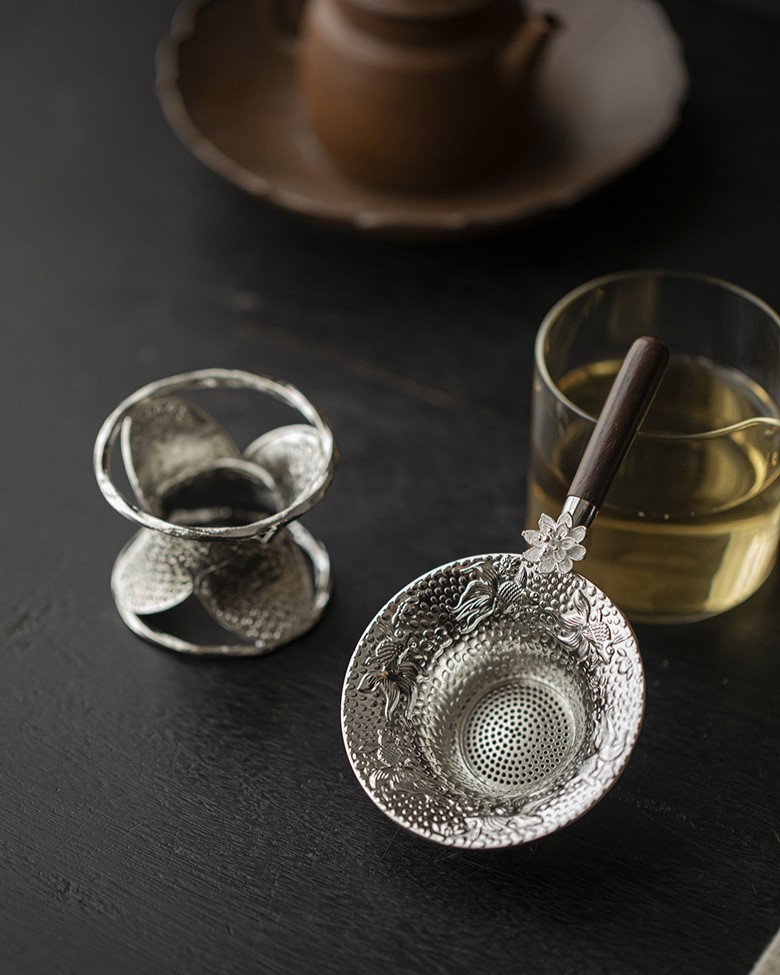 Hammered-Texture-Metal-Lotus-Tea-Filter-Set-7 Hammered Texture Metal Lotus Tea Filter Set