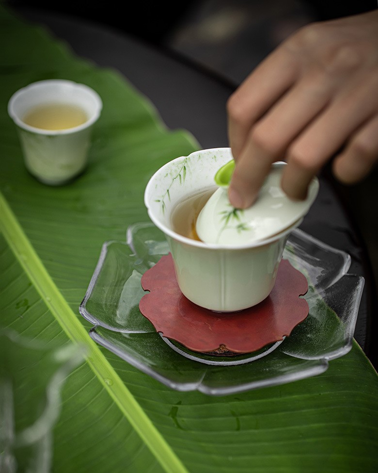 Hand-painted Ceramic Bamboo Serenity 120ml Gaiwan