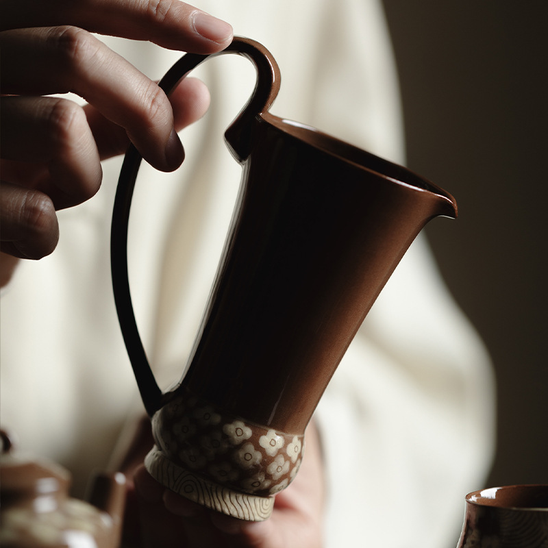 Hand-painted-Ceramic-Flower-and-Growth-Ring-Fair-Cup-Gong-Dao-Bei-2 Hand-painted Ceramic Flower and Growth Ring Fair Cup Gong Dao Bei