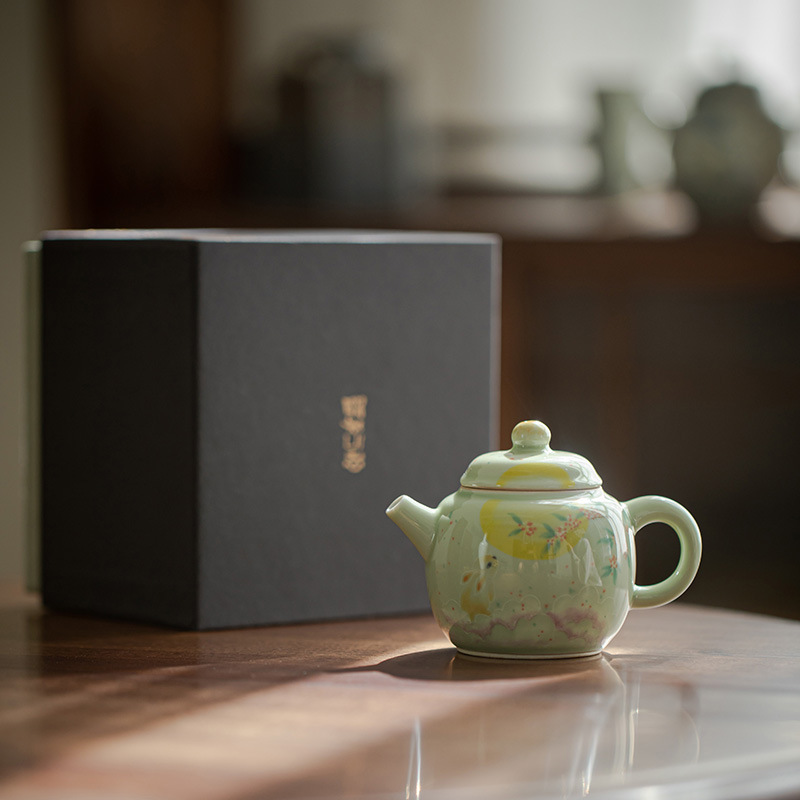 Hand-painted-Ceramic-Moon-Rabbit-120ml-Chinese-Teapot-3 Hand-painted Ceramic Moon Rabbit 120ml Chinese Teapot