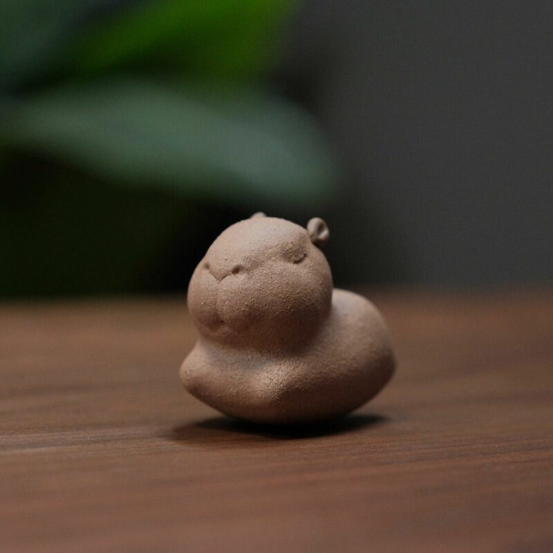 xr:d:DAGAzOcSMSY:3,j:2484158284300148936,t:24032812 Handmade Duanni Baby Capybara Tea Pet