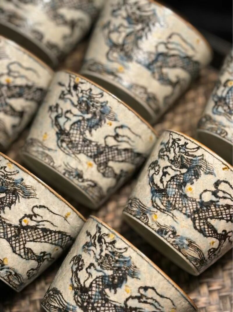 Handmade Vintage Qinghua Ceramic Dragon Cup 220ml Tea Cup
