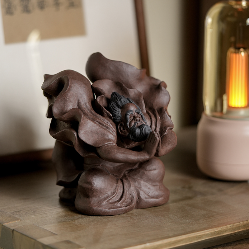 Handmade Zisha Yixing Clay Flying Bodhidharma Ornament Decoration Teapet (7) Handmade Zisha Yixing Clay Flying Bodhidharma Ornament Decoration Teapet