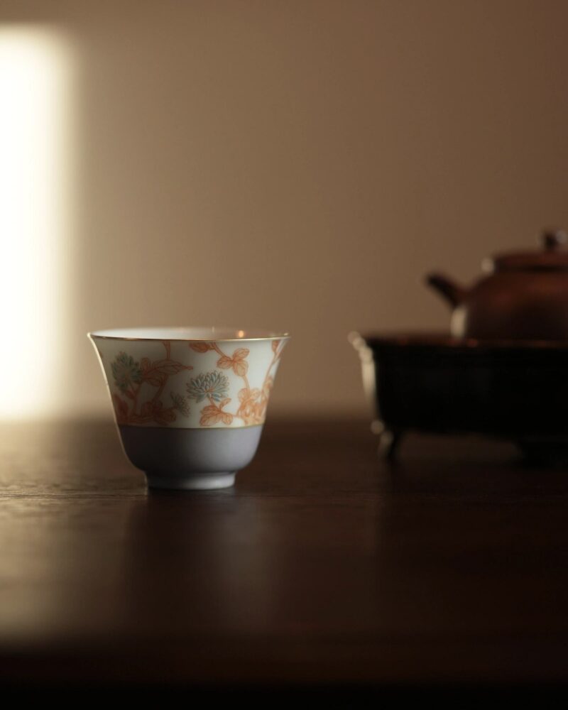 HandmadeCeramic-Purple-Chrysanthemums-60ml-Host-Tea-Cup-2 Handmade Ceramic Purple Chrysanthemums 60ml Host Tea Cup