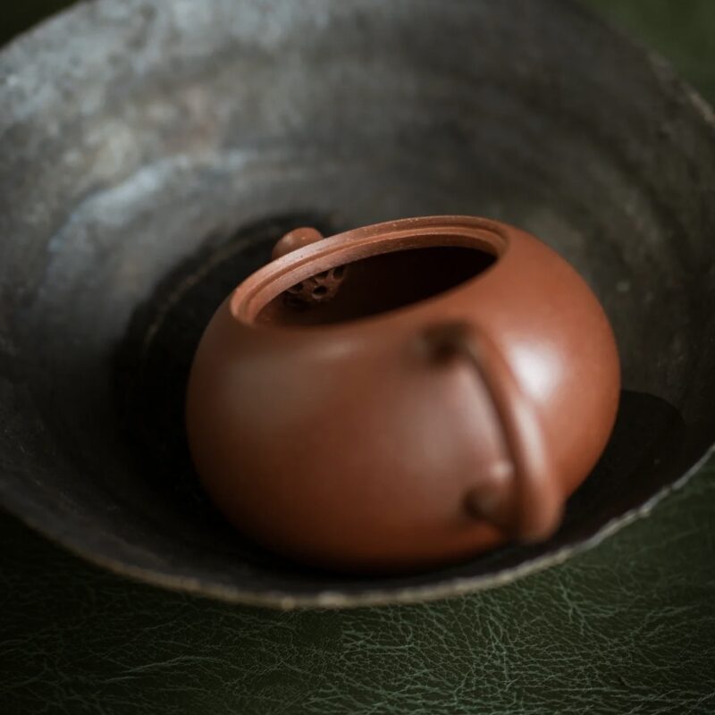 Jiang Po Ni Pufferfish Xi Shi 150ml Yixing Teapot