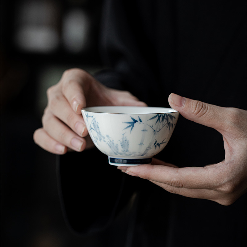 Qinghua-Ceramic-Bamboo-Leaves-90ml-Host-Tea-Cup-3 Qinghua Ceramic Bamboo Leaves 90ml Host Tea Cup